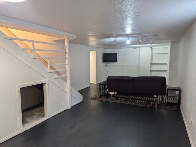Photo - 3704 Belmont Rd Unidad 3704