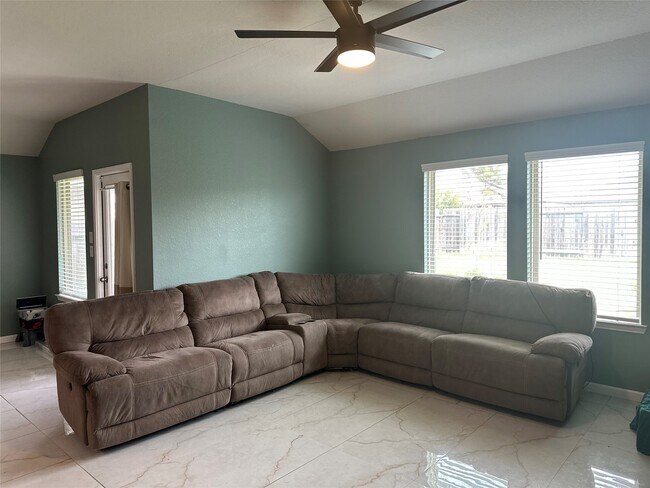 Photo - 4434 Navelli Way