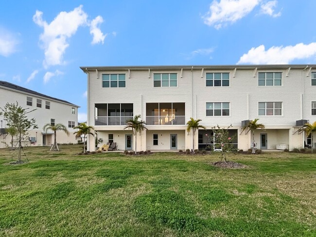 Photo - Luxury Coastal Townhome w/ Water Views + Resort Amenities – Seminole 3beds + 3bath