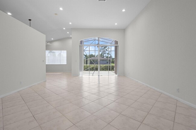 Photo - 7835 NW 78th Ave