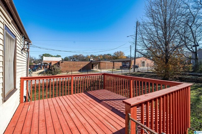 Photo - 621 Valley Rd