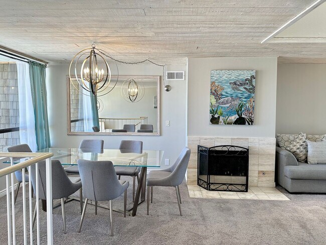 Photo - 1364 Neptune Square