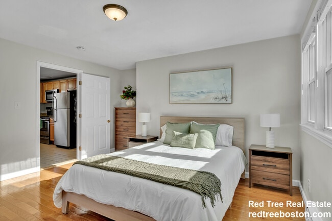 Photo - 74 Dunboy St