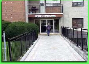 Photo - Luray Apartments