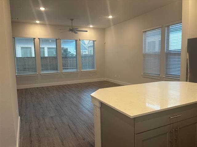 Photo - 825 W Mayfield Rd