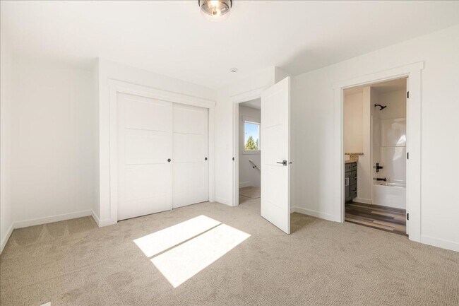 Photo - Stunning New Townhome in Gresham - 2 Months Free!