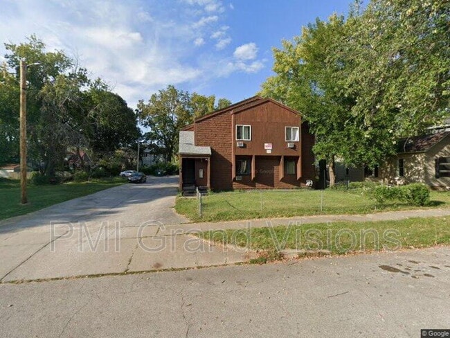 Building Photo - 904 W Macon St Unit 9 Rental