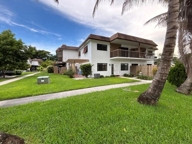 Photo - 6900 NW 169th St Unit 137G