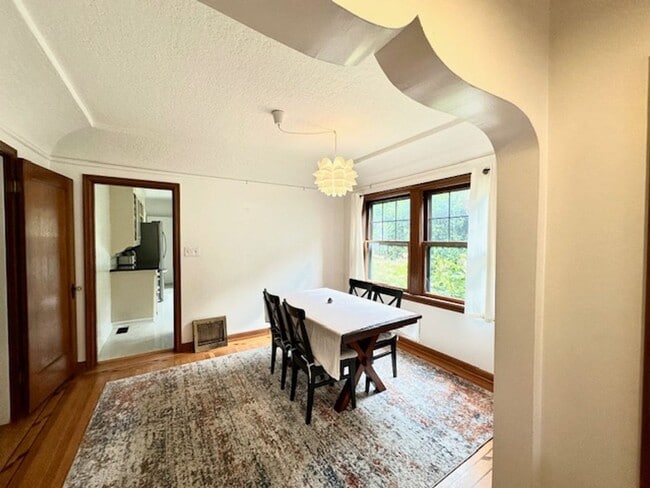 Photo - Private room for rent in Laurlhurst