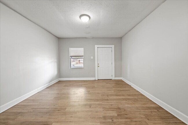 Photo - 1119-1119 N Dearborn St Unidad 1119 N Dearborn St