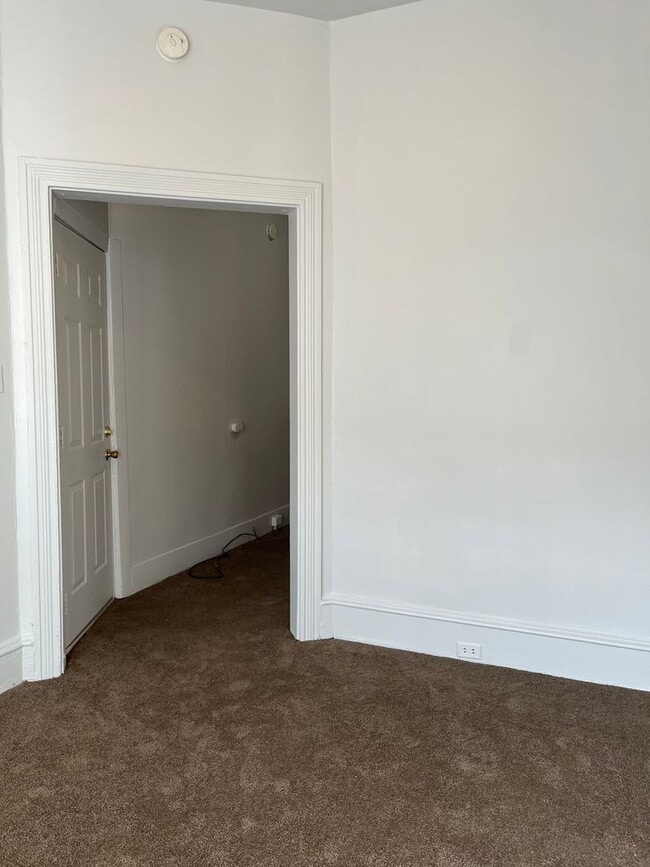 Photo - 313 W Lemon St Unit Apt A