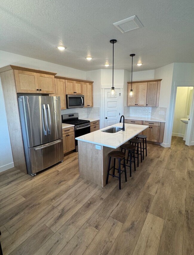 Photo - RES_VANDERWATT_866 Unit RES_VANDERWATT_866_UPSTAIRS