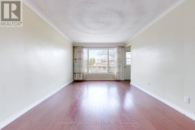 Photo - 225 Pineway Blvd