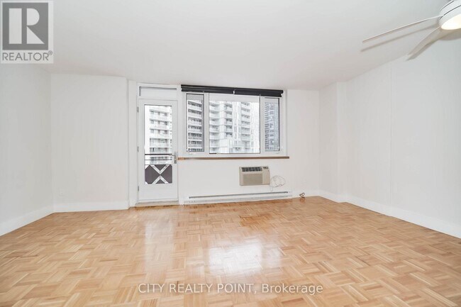 Photo - 55 Isabella St Unité 1204