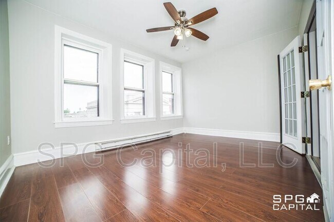 Photo - 28 Carlisle St Condo