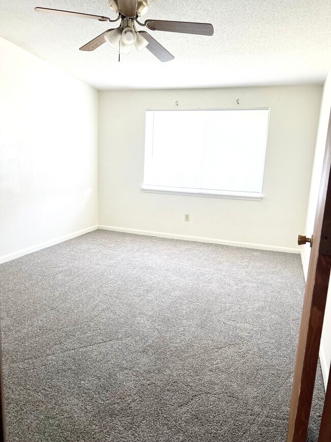 Dellwood Apartments
