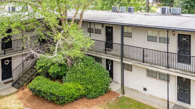 Photo - 1 Bedroom condo located in the Garden District- Next to City Park