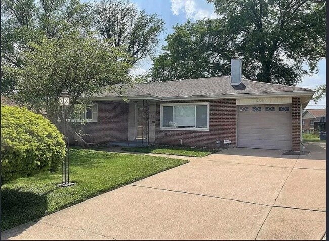 Photo - 2326 Fairy Bell Dr