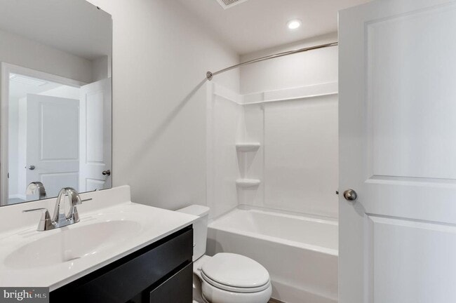 Photo - 7301 Statesman Blvd
