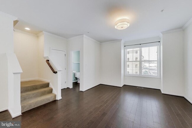 Photo - 22036 Plover St