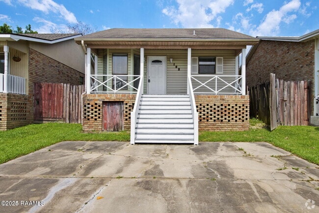 Building Photo - 104 Rue Calliope Rental