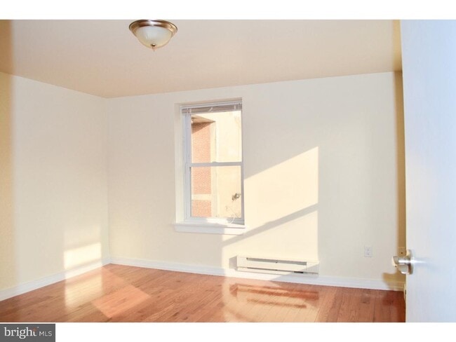 Photo - 415 S Broad St