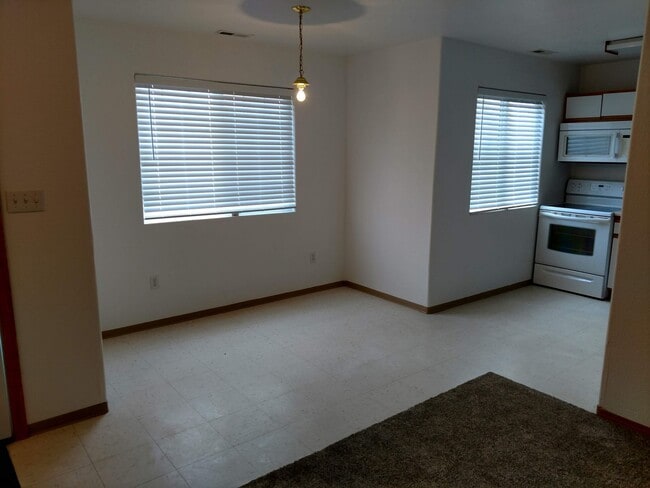 Photo - ALL PROSPECTIVE TENANTS MUST SUBMIT A $58 NON-REFUNDABLE APPLICATION FEE PER APPLICANT ONLINE AND...