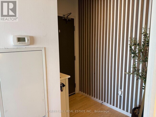 Photo - 170 Bayview Ave Unité 1706