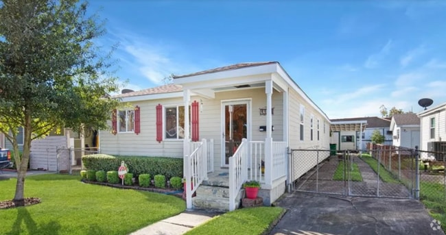 Building Photo - 7712 Morris St Rental