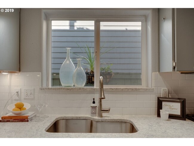 Photo - Modern & Move In Ready