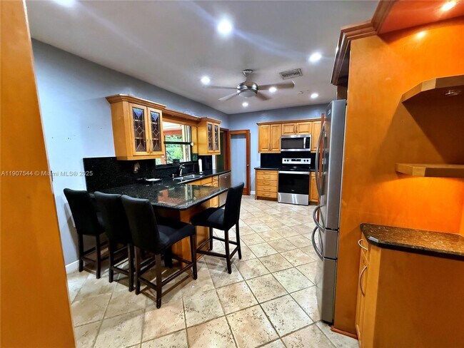 Photo - 1915 Country Club Prado