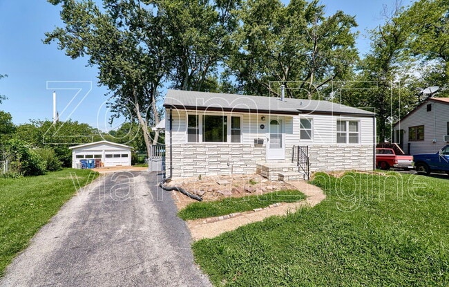 Building Photo - 3361 Delta Dr Rental