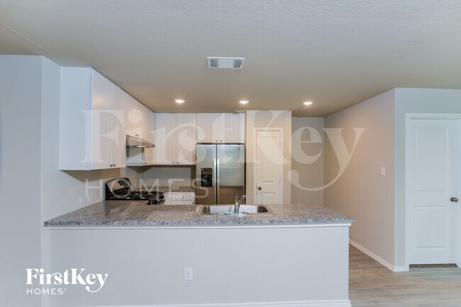 Photo - 1718 Morse Way