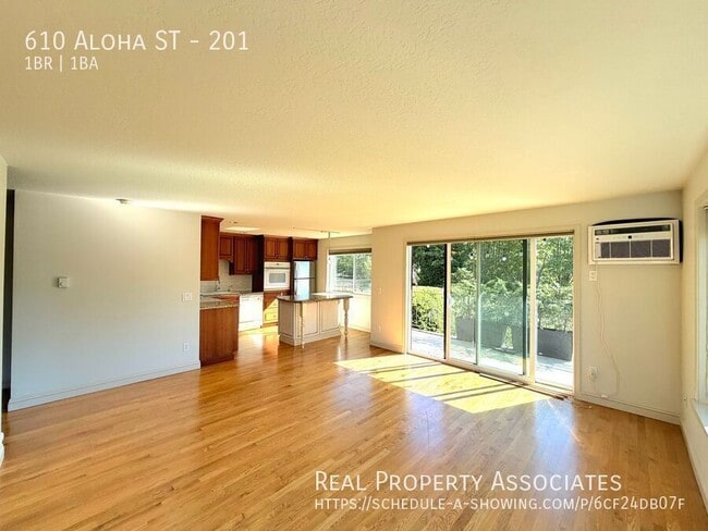 Photo - 610 Aloha St