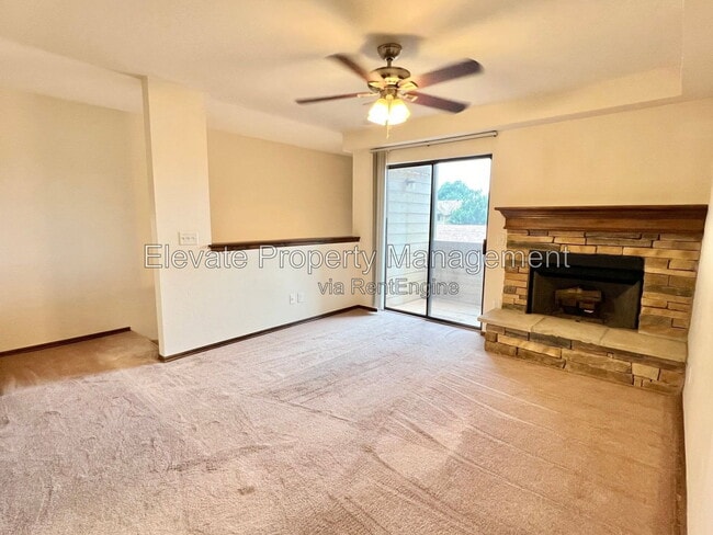 Building Photo - 14415 N Pennsylvania Ave Unit C