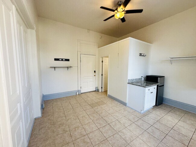 Photo - Studio w/Downtown View - Gaslamp Quarter Unit 45