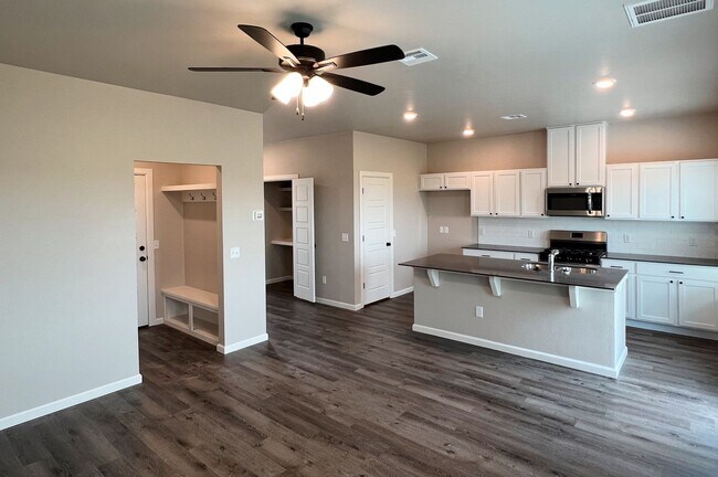 Photo - EXTRA SPECIAL OFFER! Move-In-Ready 3-Bedroom.