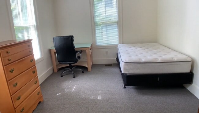 Photo - 110 Highland Pl