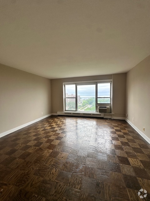 Building Photo - 1121 N Waverly Pl Rental