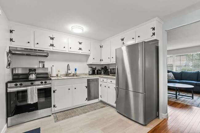 Photo - 15 Harrington St