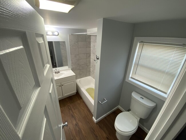 Photo - 112 Laurel St