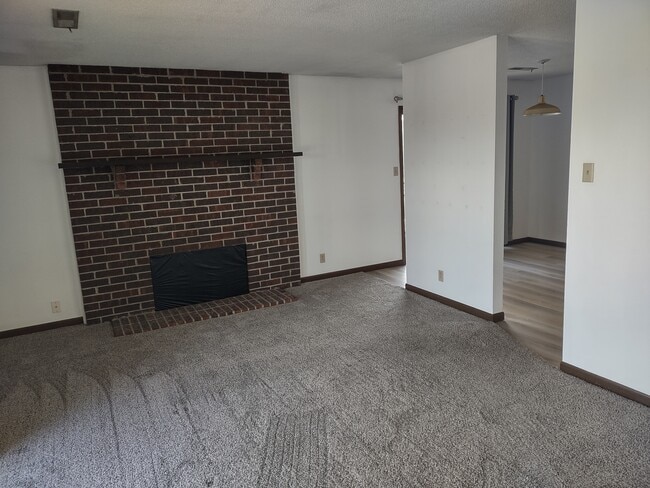 Photo - 332 Southampton Dr Unit #2