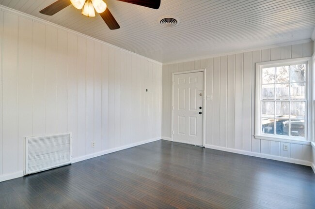 Photo - 2409 Horne St