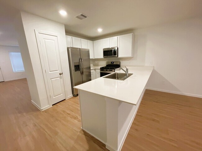 Photo - 1612 Colina Crk