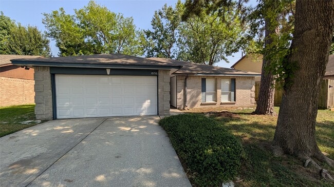 Photo - 10710 Ambergate Dr