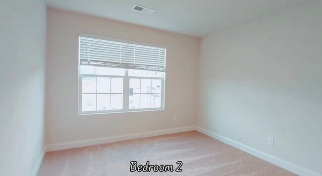 Photo - 654 Southwick Pl