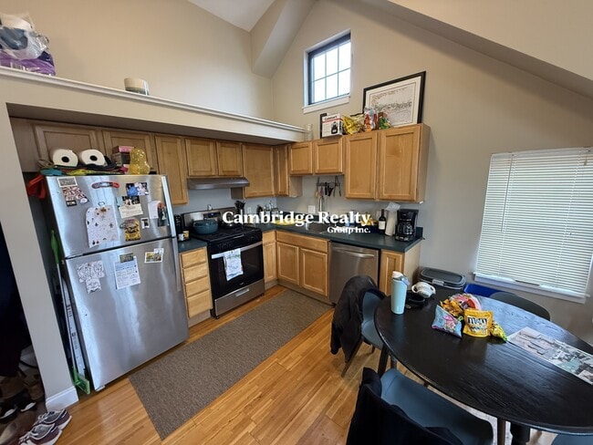 Photo - 241 River St Unit 10