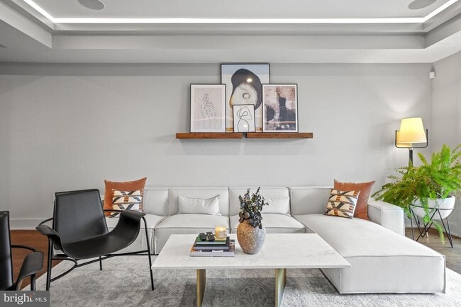 Photo - 1201 Kenyon St NW Unidad 5