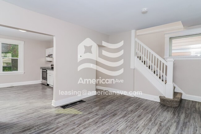 Photo - 11 Glenwood Ave