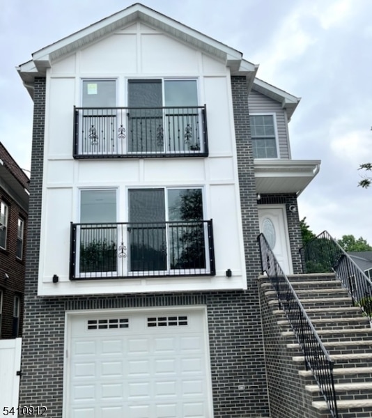 Building Photo - 298 Ridgewood Ave